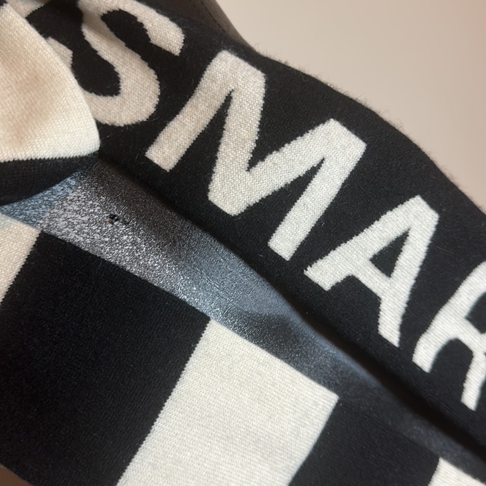 COPY - Minnie rose cashmere scarf - Picture 2 of 3